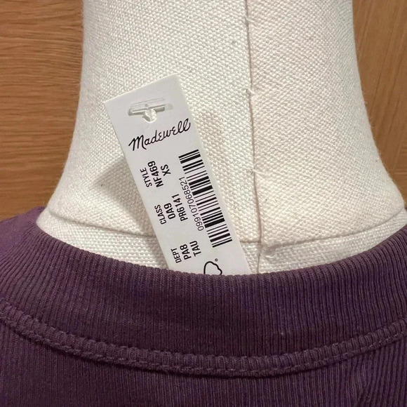 BUNDLE of womens tank tops - Size XS MADEWELL AND J. CREW - Picture 11 of 14